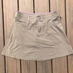 LL Bean taupe and lilac skort